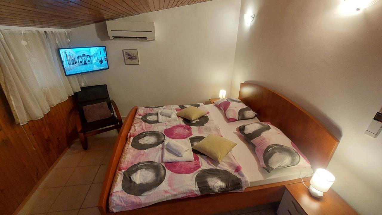 3M Peristil Appartement Split Buitenkant foto