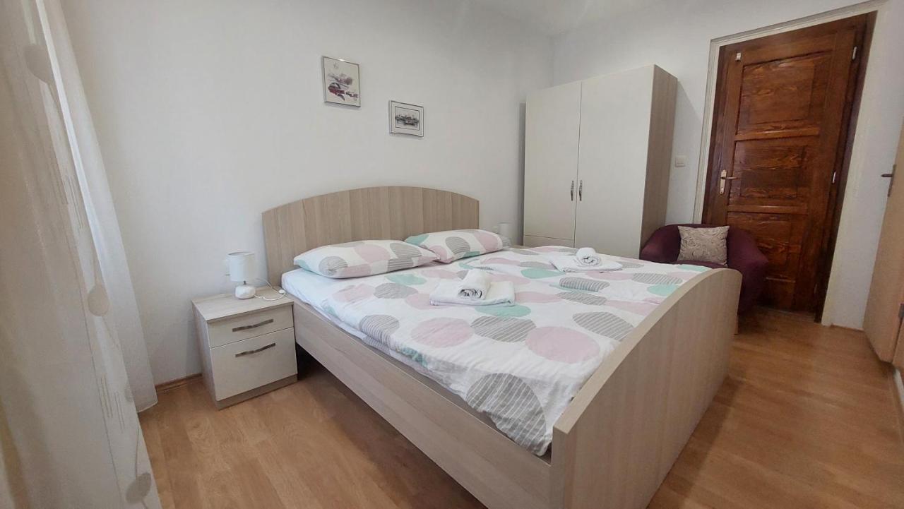 3M Peristil Appartement Split Buitenkant foto