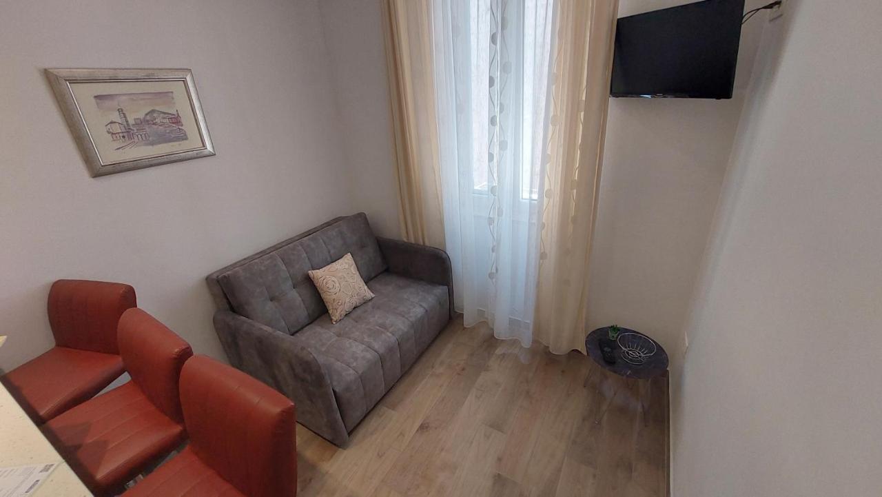 3M Peristil Appartement Split Buitenkant foto