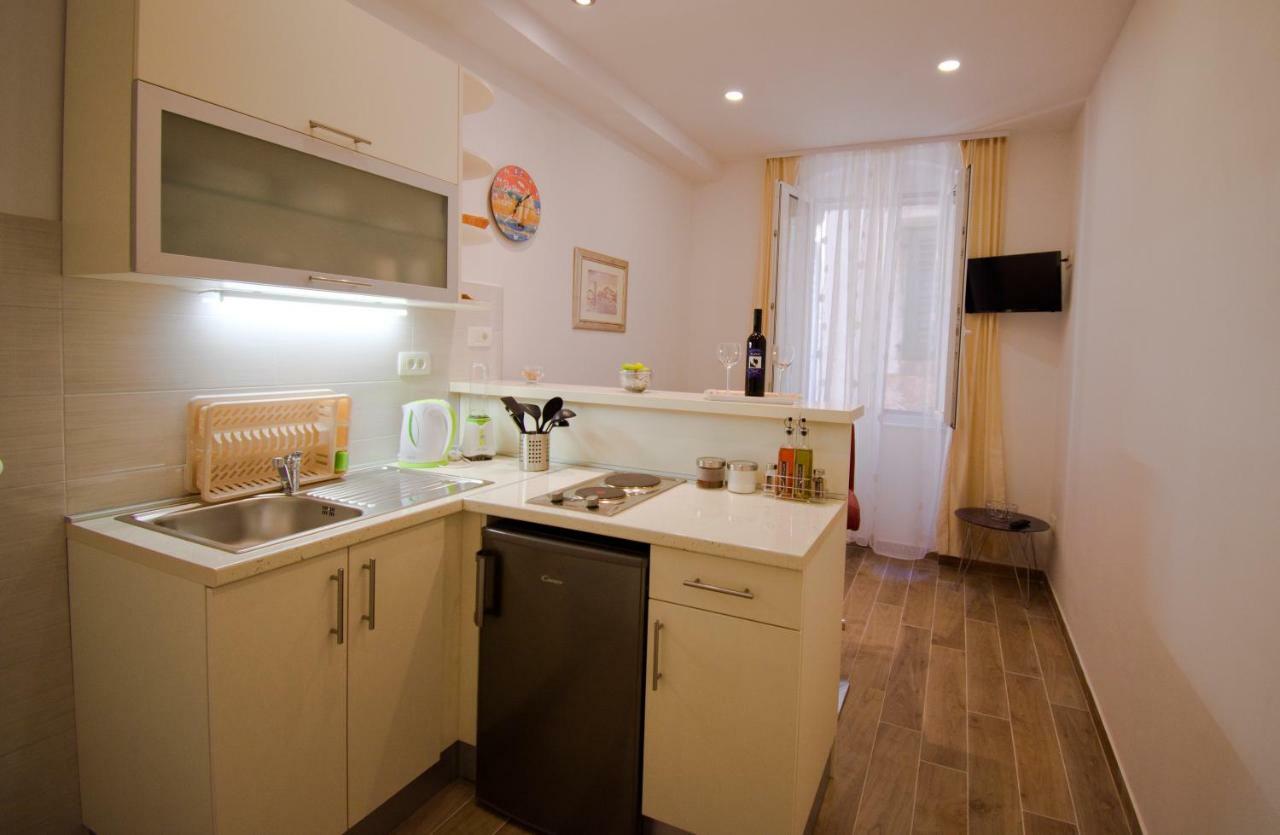 3M Peristil Appartement Split Buitenkant foto